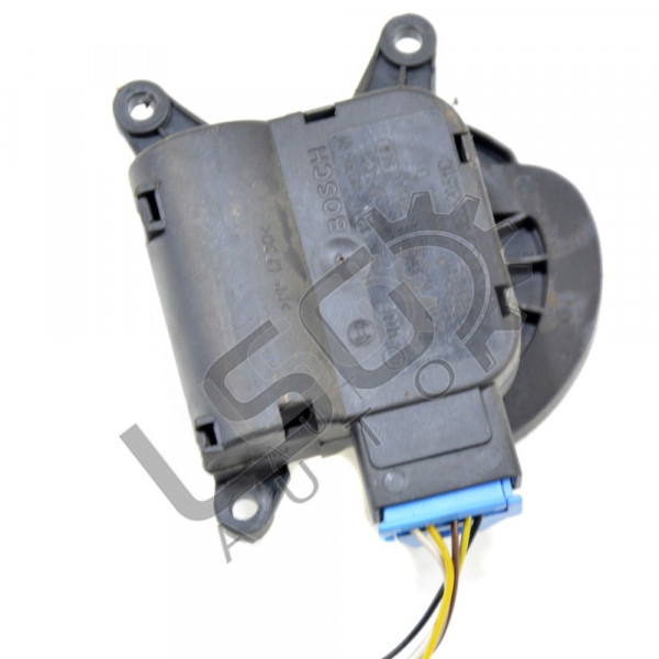 Моторче клапи парно 8E2820511C AUDI A4 (B7) A051020N-214, ОЕМ 8E2820511C