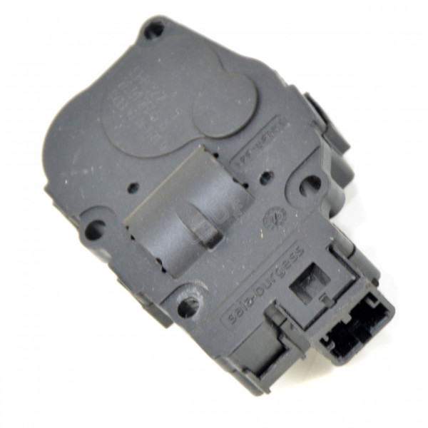 Моторче клапи парно BMW 1 Series (E87)  , ОЕМ 260120056