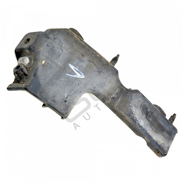 Ляв държач предна броня AUDI A4 (B7) A011220N-126