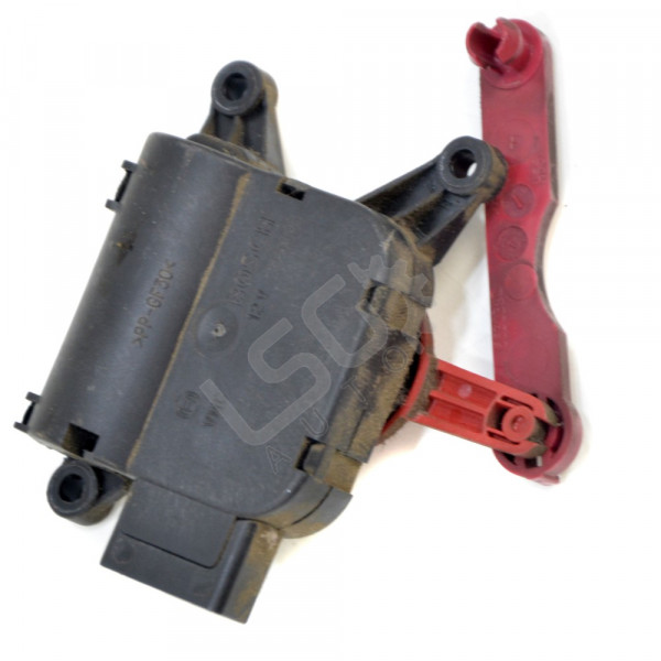 Моторче клапи парно AUDI A4 (B7) A011220N-207, ОЕМ 132801301