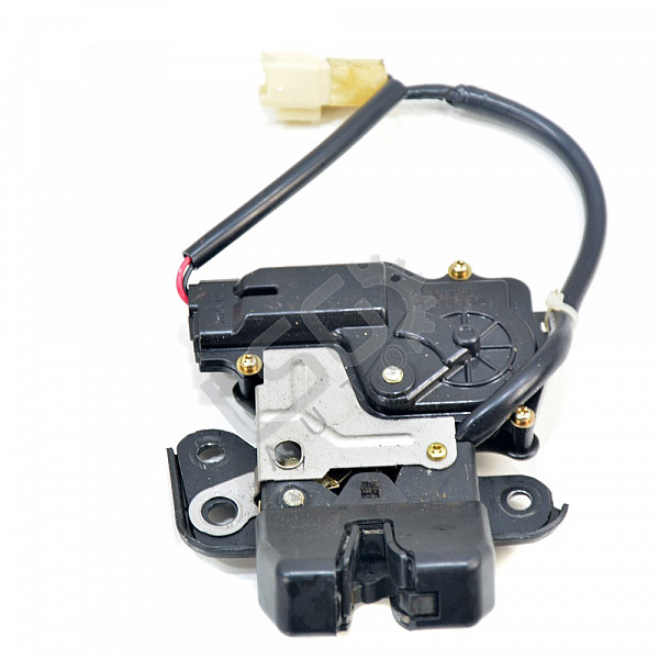 Брава заден капак Toyota Avensis II TA150121N-153