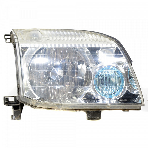 Десен фар Nissan X-Trail I  