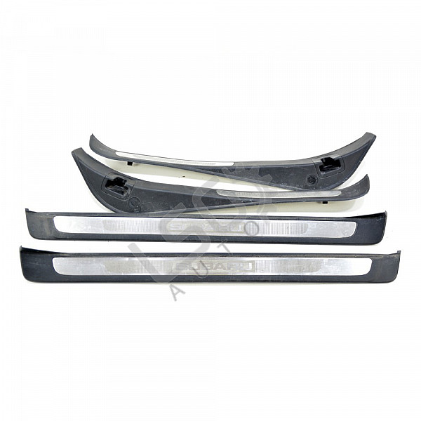 Комплект лайсни прагове Subaru Legacy IV 2003-2009 SU220621N-90