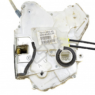 Брава предна дясна врата Honda Civic VIII 2006-2011  