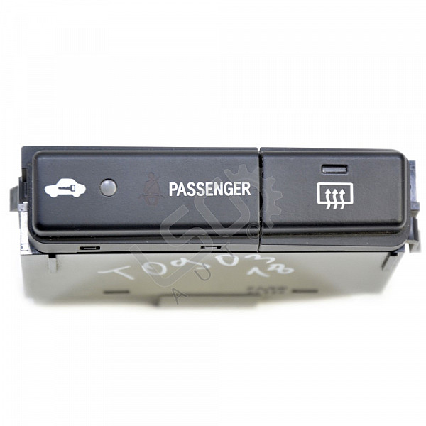 Бутон подгрев задно стъкло Toyota Avensis II 2003-2009  , ОЕМ 84790-05110-D
