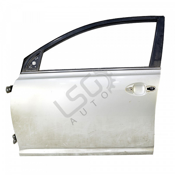 Предна лява врата Toyota Avensis II 2003-2009