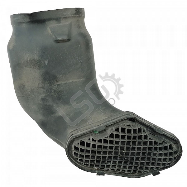 Въздуховод BMW 5 Series (E60,E61) 2003-2010  , ОЕМ 13717796692-02