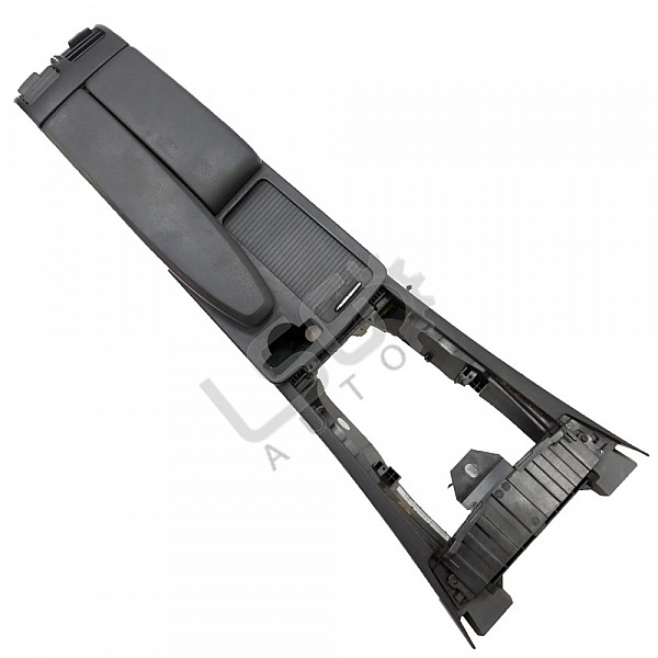 Подлакътник Mercedes-Benz C-Class 204 (W/S/C), ОЕМ A2046800150