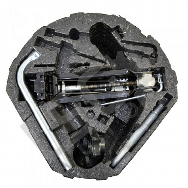 Комплект крик, ключ за гуми и кука за теглене Volkswagen Jetta V, ОЕМ 1K0011031C