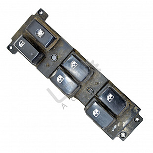 Панел бутони ел. стъкла предна лява врата Hyundai Santa fe , ОЕМ 371490