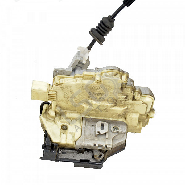 Брава предна лява врата Volkswagen Passat (B6), ОЕМ 3C2837015A