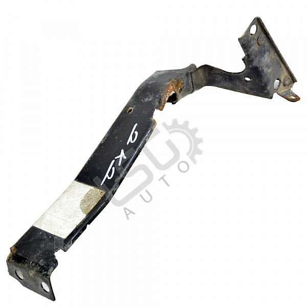 Държач десен калник AUDI A4 (B8), ОЕМ 8K0821136B