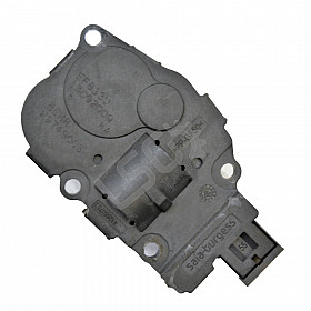 Моторче клапи парно AUDI A4 (B8)