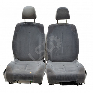Салон Citroen C4 (I)