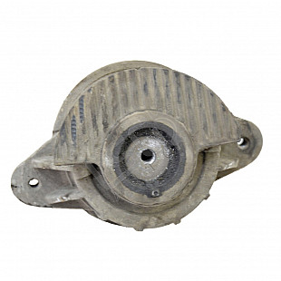 Тампон двигател Mercedes-Benz C-Class 204 (W/S/C), OEM A2042400117