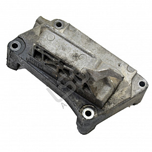 Конзола двигател Opel Astra (J), OEM 55565439