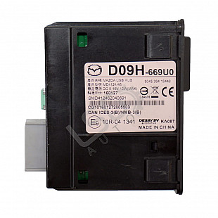 Изход USB Mazda 6 Estate (GJ, GL), OEM D09H-669U0