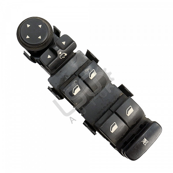 Панел бутони ел. стъкла предна лява врата Peugeot 407, ОЕМ 96468704XT