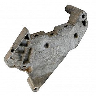 Конзола двигател Skoda OCTAVIA II (1Z), OEM 03G199207F
