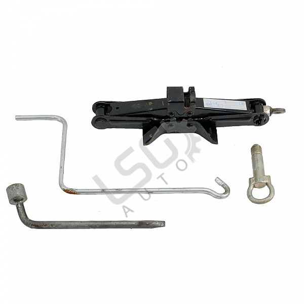 Комплект крик, кука за теглене и ключ за гуми Mazda 6 (GG)