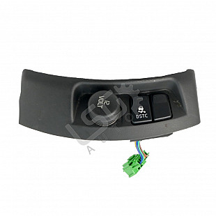 Интериорна лайсна със запалка и бутон тракшън контрол Volvo S 40 II, OEM 8691530
