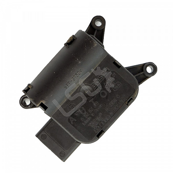 Моторче клапи парно AUDI A4 (B7), ОЕМ 8E2820511D