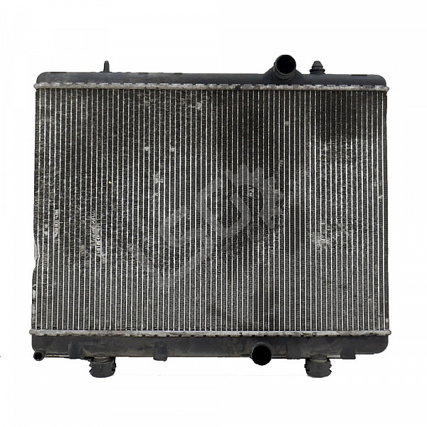 Воден радиатор Peugeot 407 2004-2010 с OEM номер P9645586980 на цена от ...