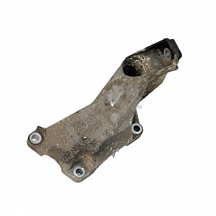 Лява конзола двигател AUDI A4 (B7), OEM 8E0199307A
