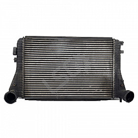 Интеркулер AUDI A3 (8PA)