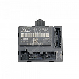 Контрол модул предна дясна врата AUDI A6 (4F, C6)