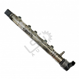 Горивна рейка BMW 5 Series (F10, F11), OEM 780912804