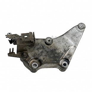 Конзола двигател Mercedes-Benz C-Class 204 (W/S/C), OEM A6510940039