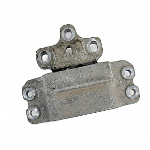 Ляв тампон двигател Volkswagen Tiguan I, OEM 3C0199556