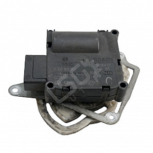 Моторче клапи парно AUDI A8 (D3), ОЕМ 4F0820511B