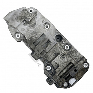Конзола двигател BMW 1 Series (F21), OEM 8506863-05