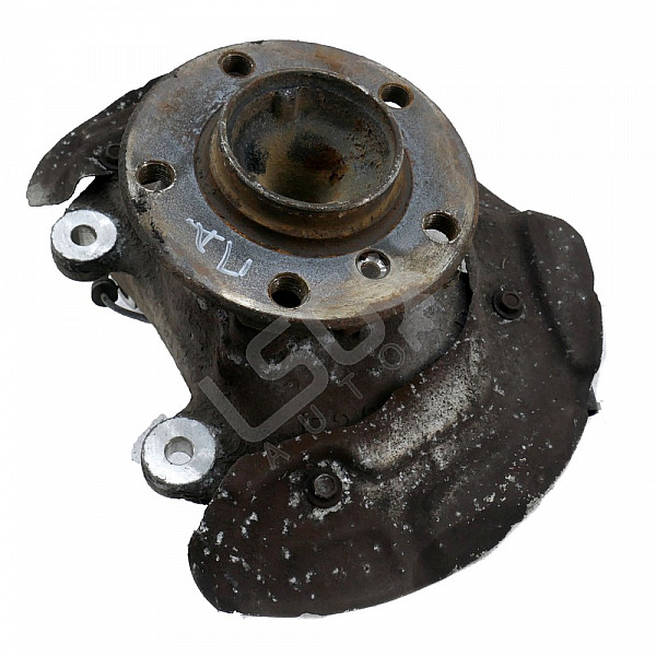 Преден десен шенкел  BMW 1 Series (F21), ОЕМ 679228604