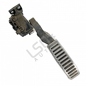 Педал газ Volkswagen Touareg I (7L)