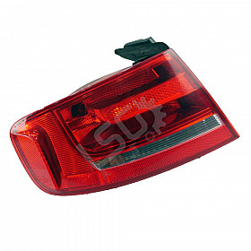 Ляв външен стоп AUDI A4 (B8)