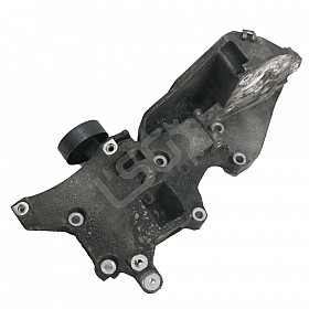 Конзола двигател Volkswagen Scirocco III