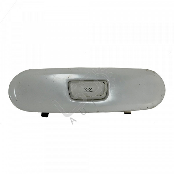 Плафон AUDI A4 (B8), ОЕМ 8T0947111