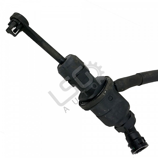 Горна помпа съединител Nissan Juke I, ОЕМ 306101U60A