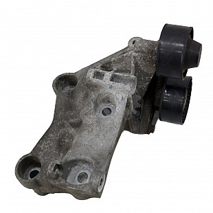 Конзола двигател Nissan Qashqai II, OEM 117105124R