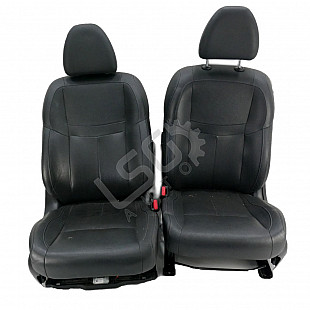 Кожен салон Nissan Qashqai II