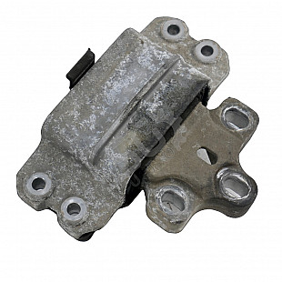Ляв тампон двигател Volkswagen Golf VI, OEM 1K0199555 Ляв тампон двигател Volkswagen Golf VI, OEM 1K0199555