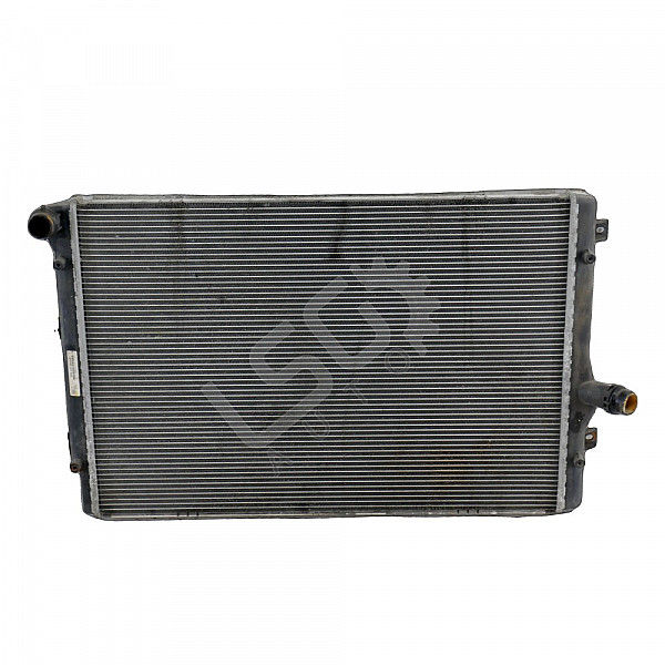 Воден радиатор Volkswagen Passat (B7), ОЕМ 3C0121253AR Воден радиатор Volkswagen Passat (B7), ОЕМ 3C0121253AR