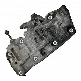 Конзола двигател BMW 5 Series (F10, F11), OEM 8506863-05