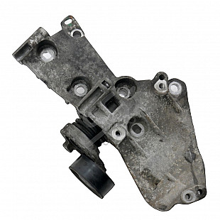 Конзола двигател Nissan Qashqai II