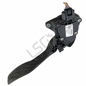 Педал газ Nissan Qashqai II