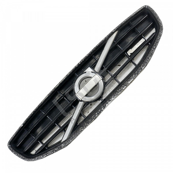 Решетка Volvo V60, ОЕМ 31333692