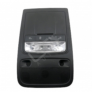 Плафон AUDI A1 (8X), OEM 8X0947135AJ Плафон AUDI A1 (8X), OEM 8X0947135AJ